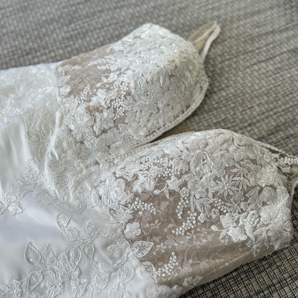 NEW Essence of Australia D2675 Mermaid Ivory Plunge Sz 24 - Picture 8 of 17